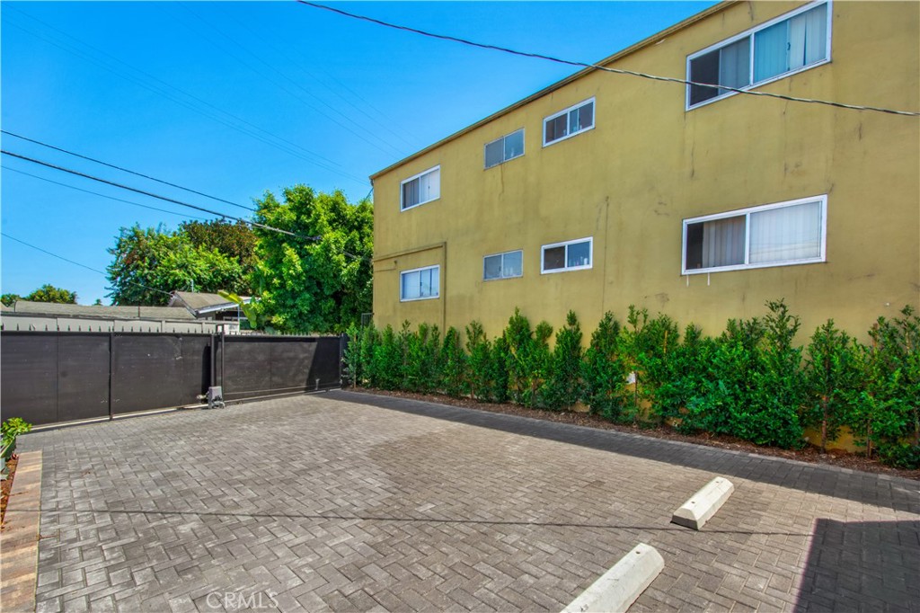 MLS #IN25270348 image #15