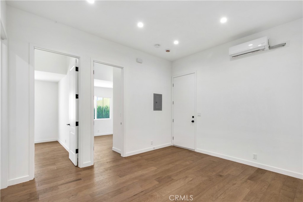 MLS #IN25270348 image #20