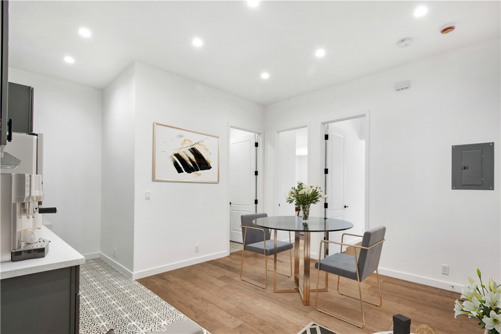 MLS #IN25270348 image #8