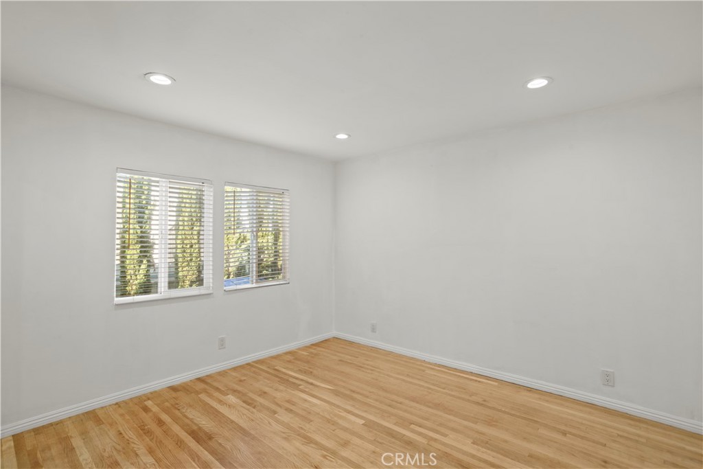 MLS #IN25270473 image #10