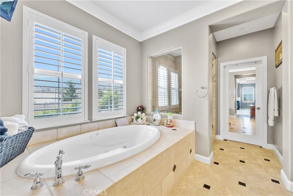 MLS #IV24172647 image #30