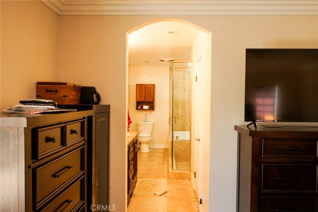 MLS #IV24237390 image #17