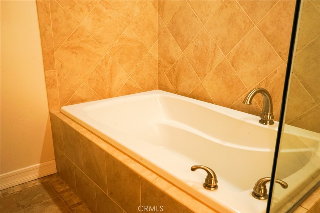 MLS #IV24237390 image #18