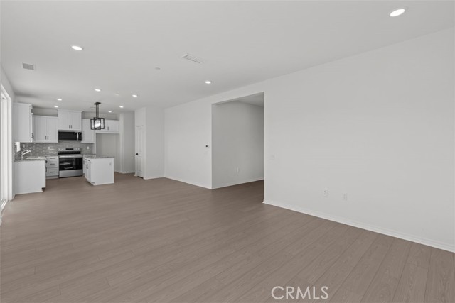 MLS #IV25021051 image #4