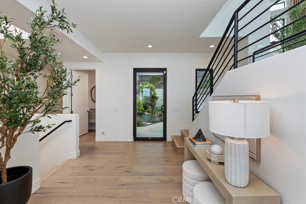 MLS #IV25035047 image #12