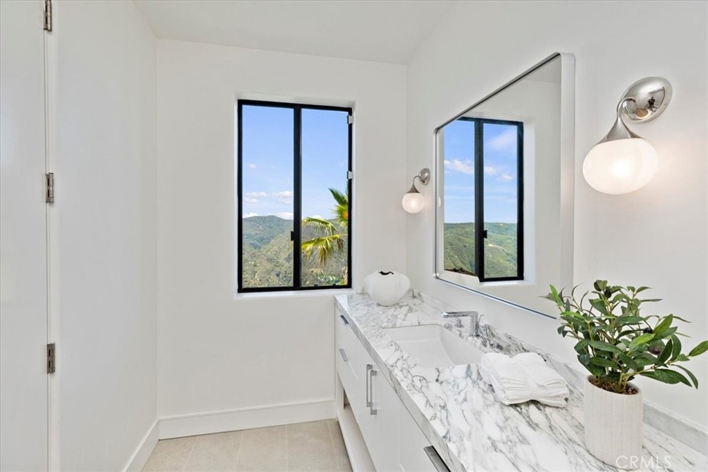 MLS #IV25035047 image #38