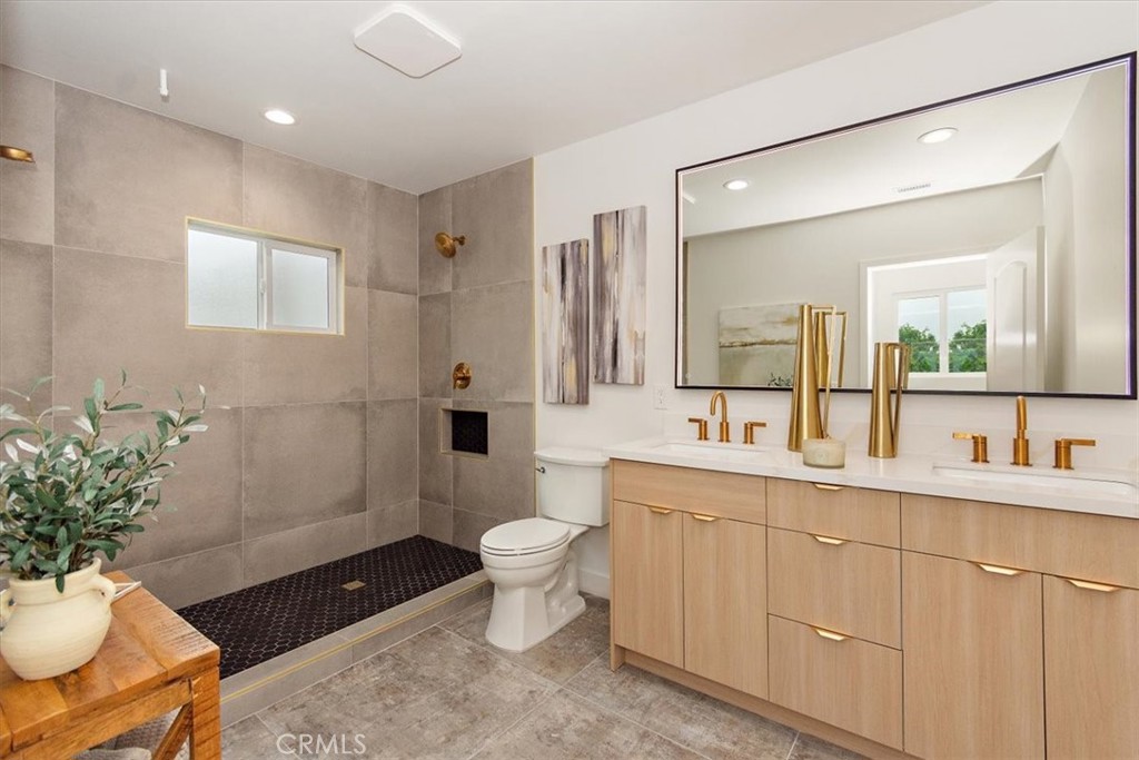 MLS #IV25051279 image #16