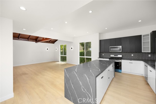 MLS #IV25053571 image #6