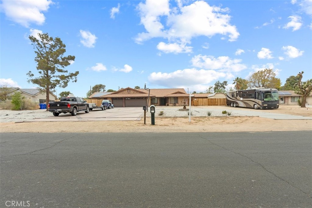 MLS #IV25062432 image #3