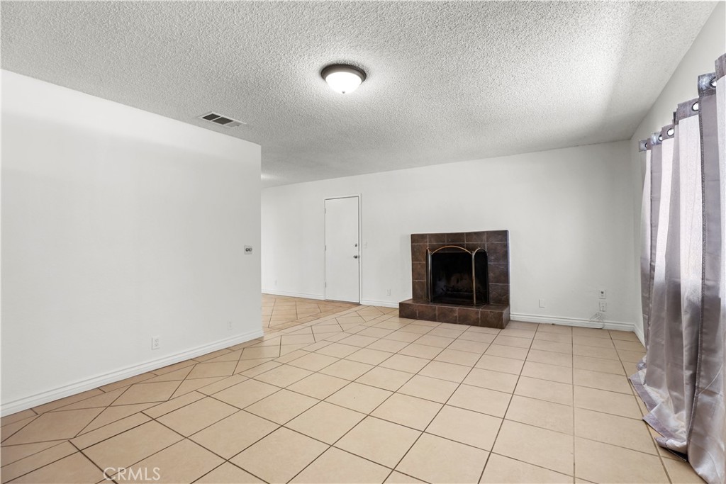 MLS #IV25077262 image #2