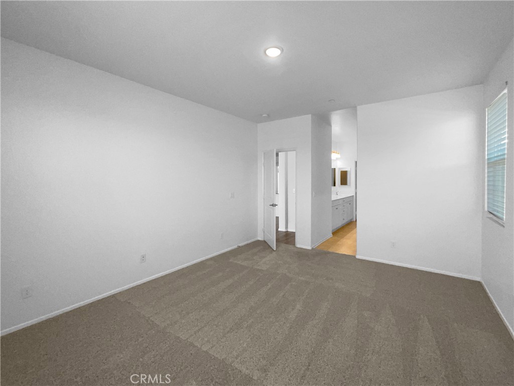 MLS #IV25092821 image #14