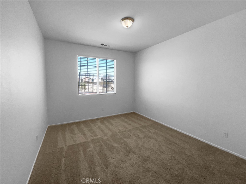 MLS #IV25092821 image #4