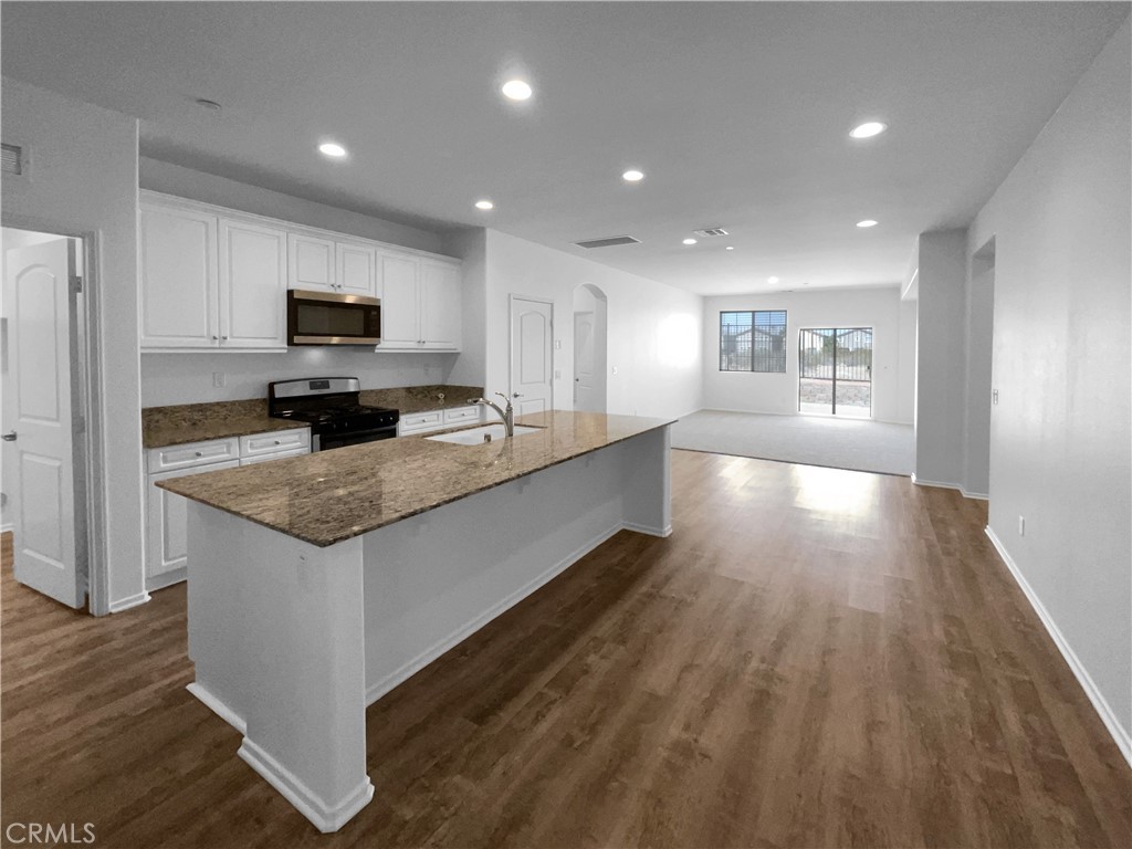 MLS #IV25092821 image #5