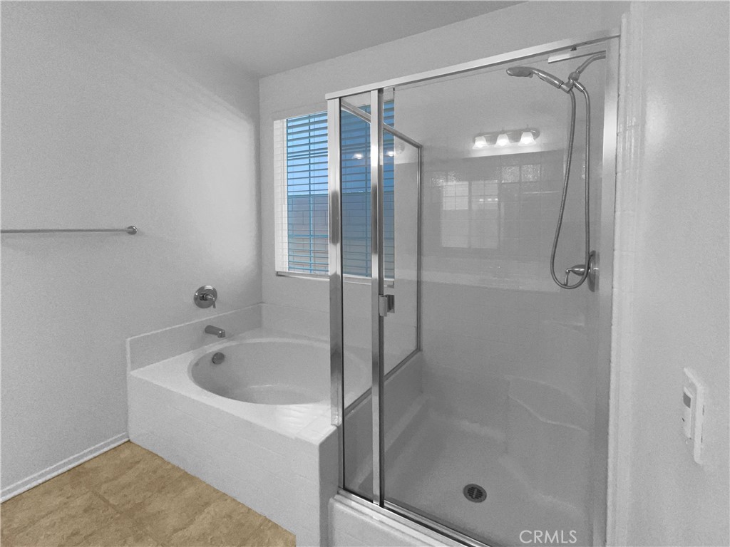 MLS #IV25092821 image #6