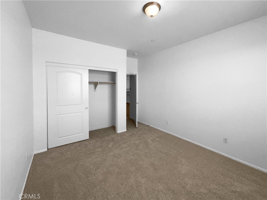 MLS #IV25092821 image #9