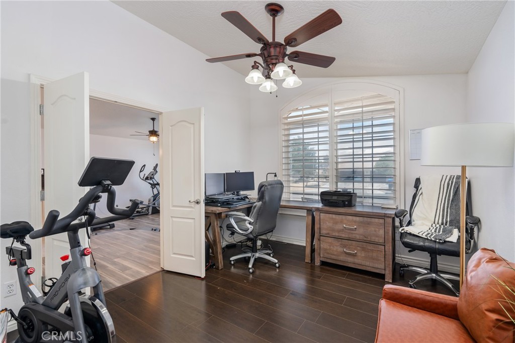 MLS #IV25100127 image #11