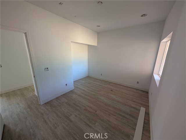 MLS #IV25104418 image #23