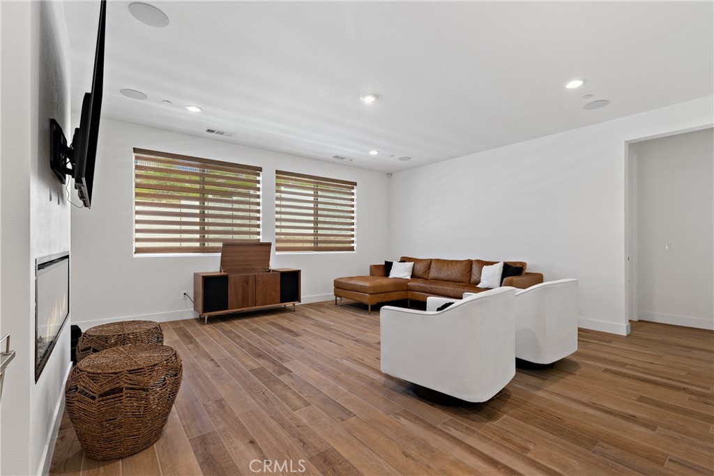 MLS #IV25108084 image #15