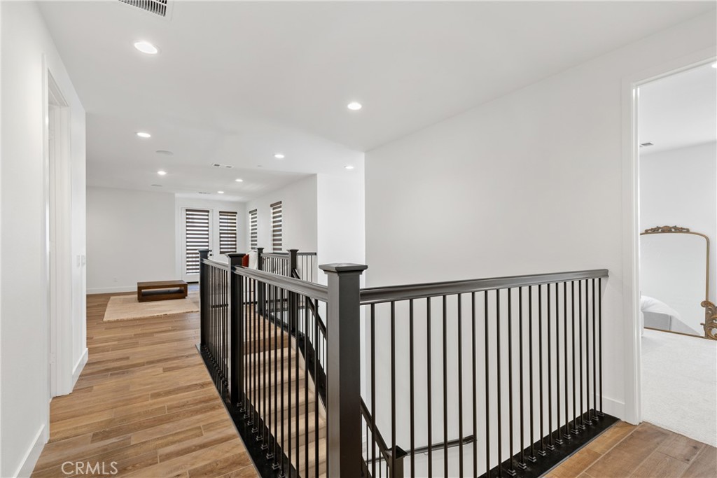 MLS #IV25108084 image #25