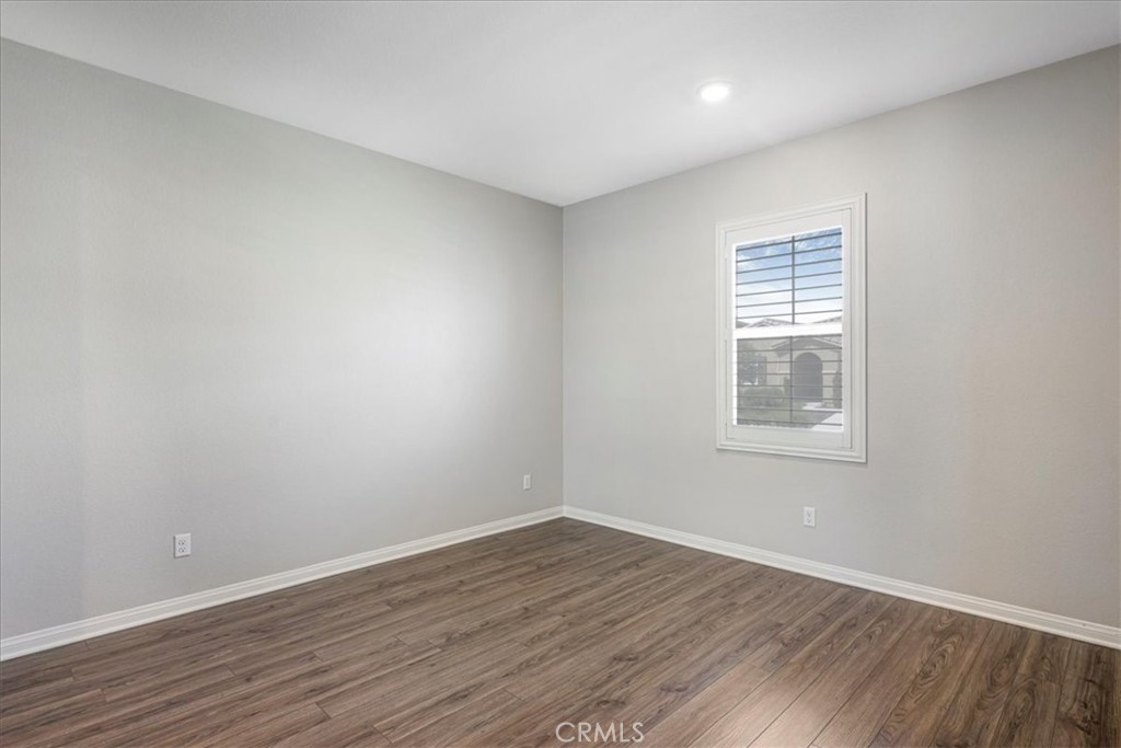 MLS #IV25108271 image #2