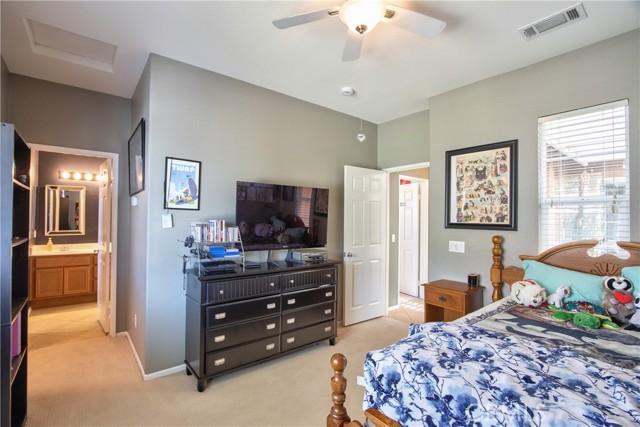 MLS #IV25110004 image #43