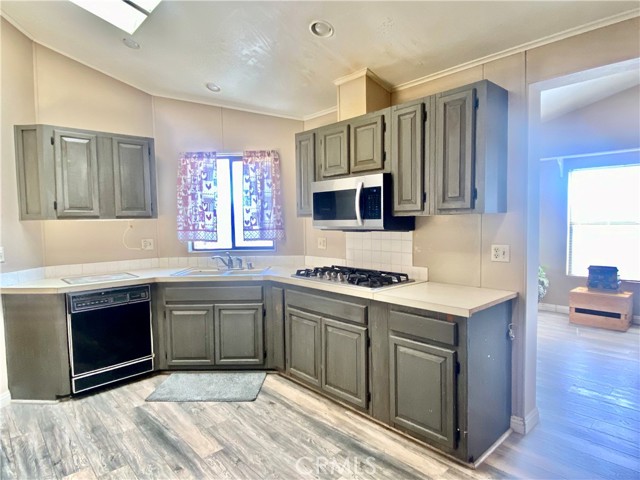 MLS #IV25112280 image #20