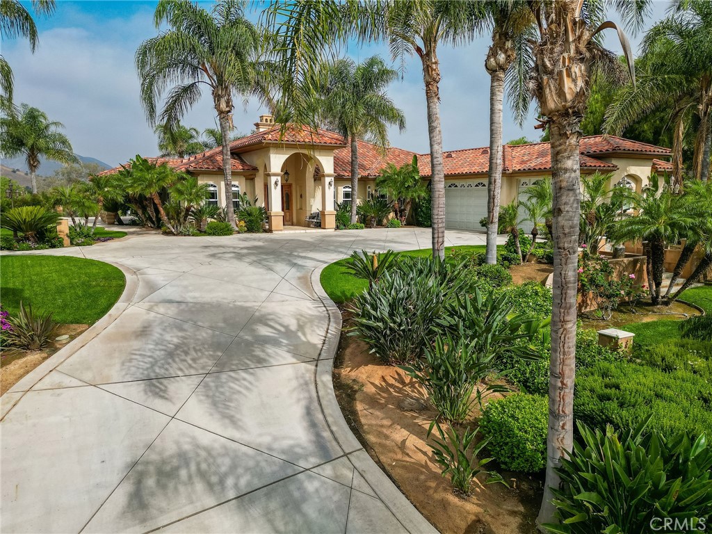 MLS #IV25114632 image #1