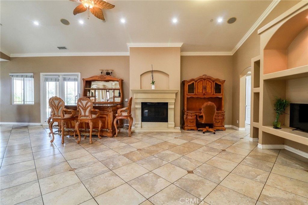 MLS #IV25114632 image #11