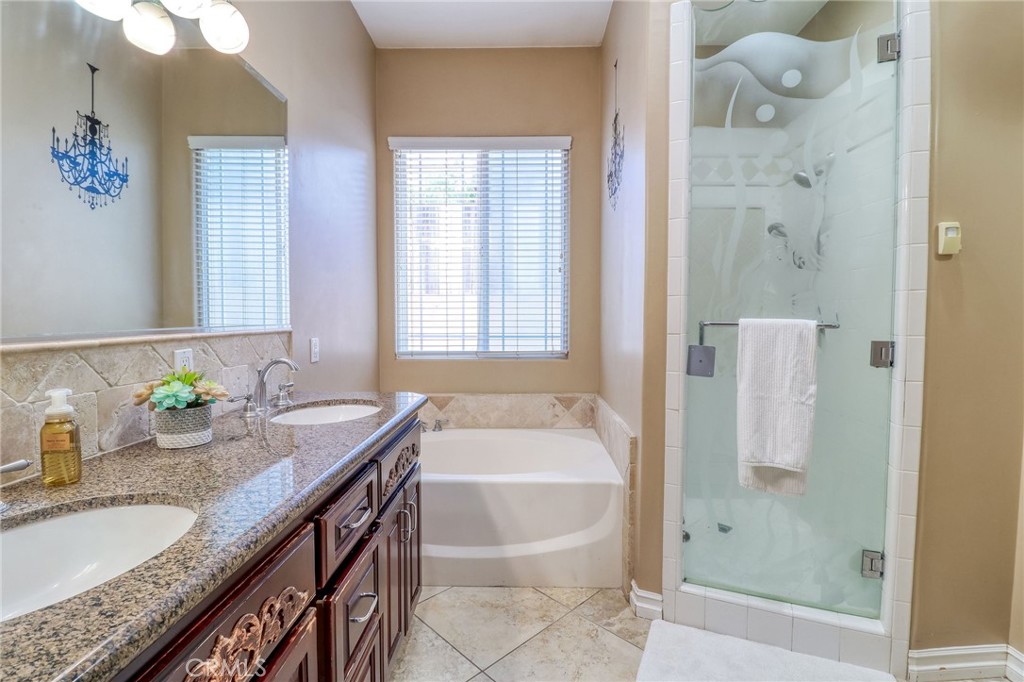 MLS #IV25114632 image #23