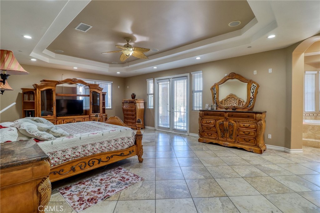 MLS #IV25114632 image #24