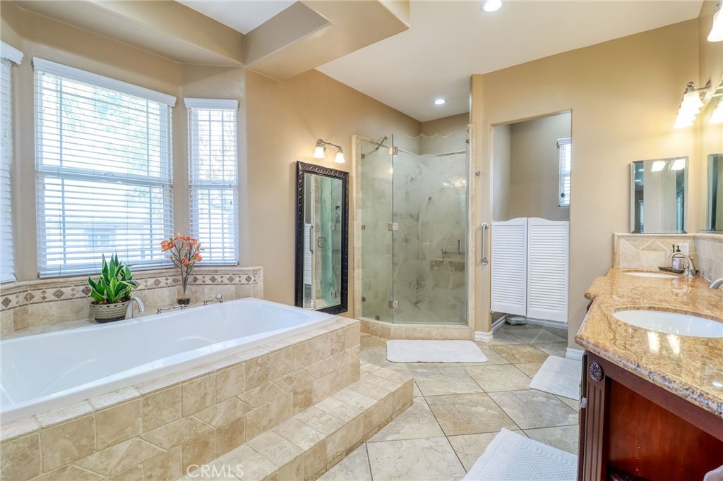 MLS #IV25114632 image #27