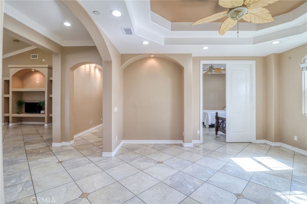 MLS #IV25114632 image #8