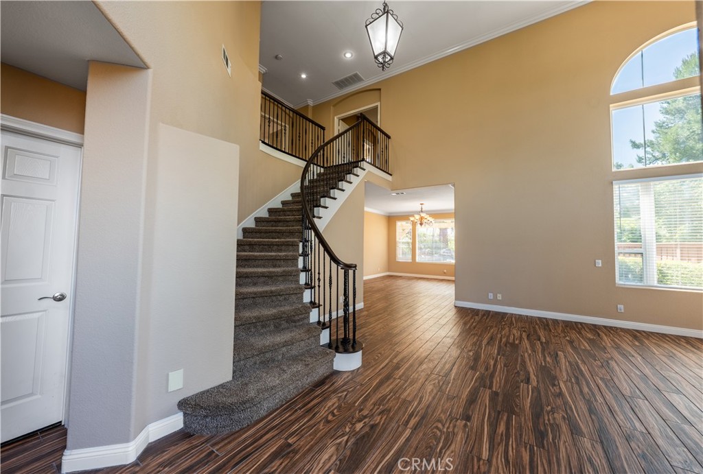 MLS #IV25118358 image #9