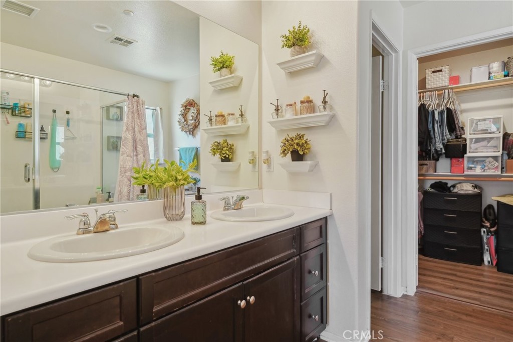 MLS #IV25119806 image #16