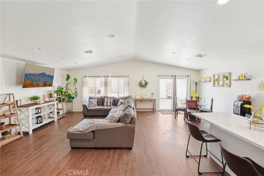 MLS #IV25119806 image #3