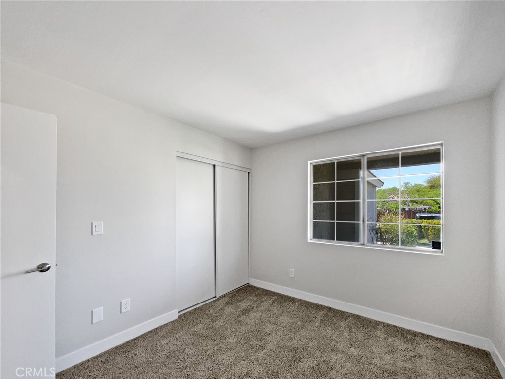 MLS #IV25121068 image #17