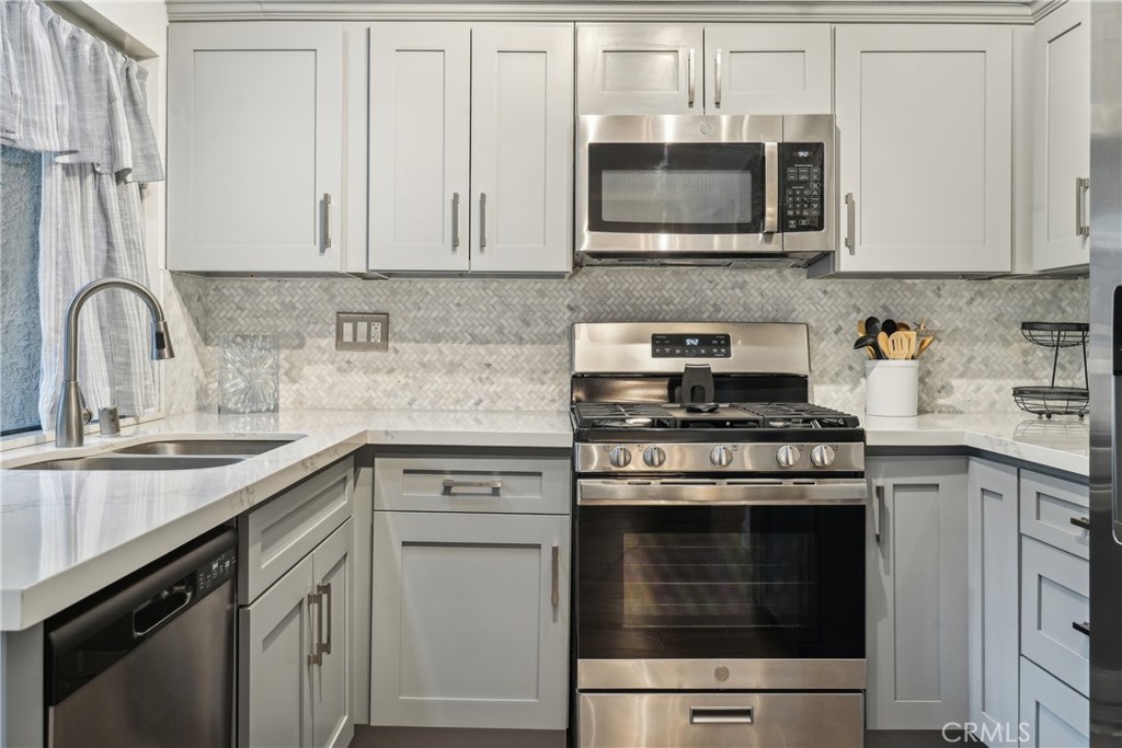 MLS #IV25124487 image #11