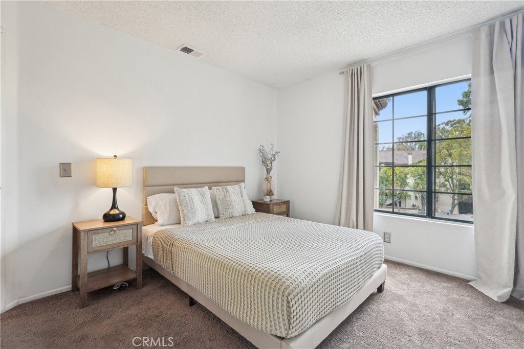 MLS #IV25124487 image #22