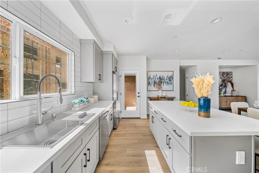 MLS #IV25130269 image #12