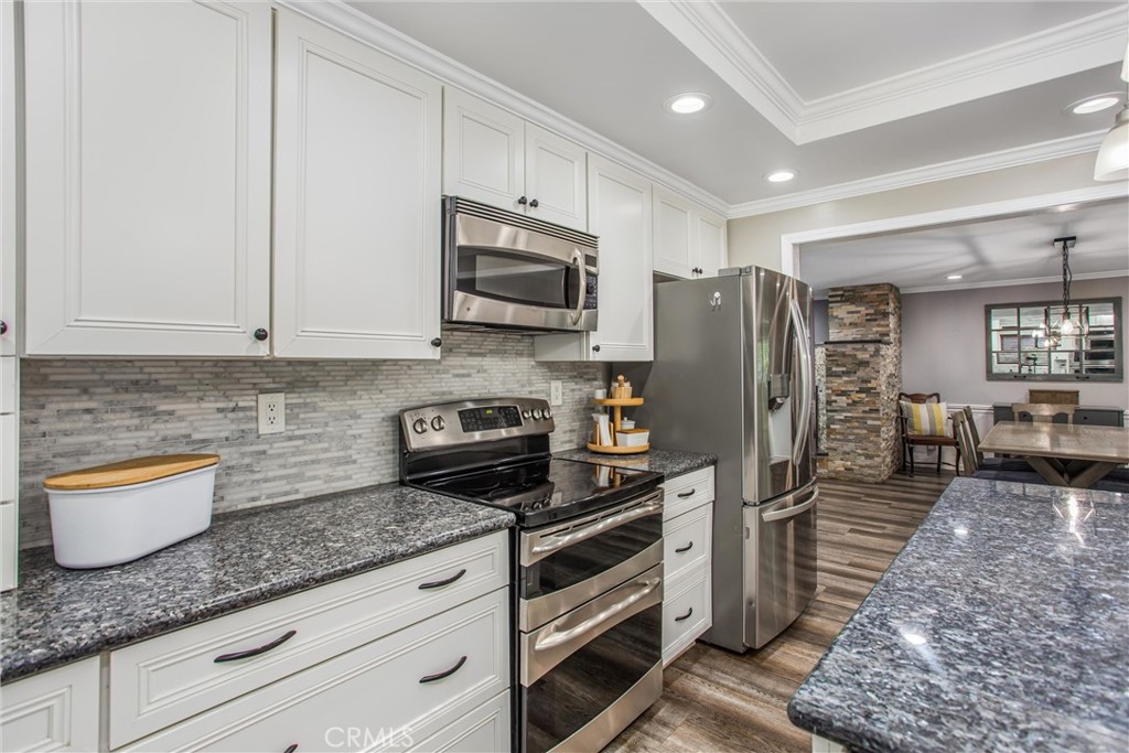 MLS #IV25131638 image #15