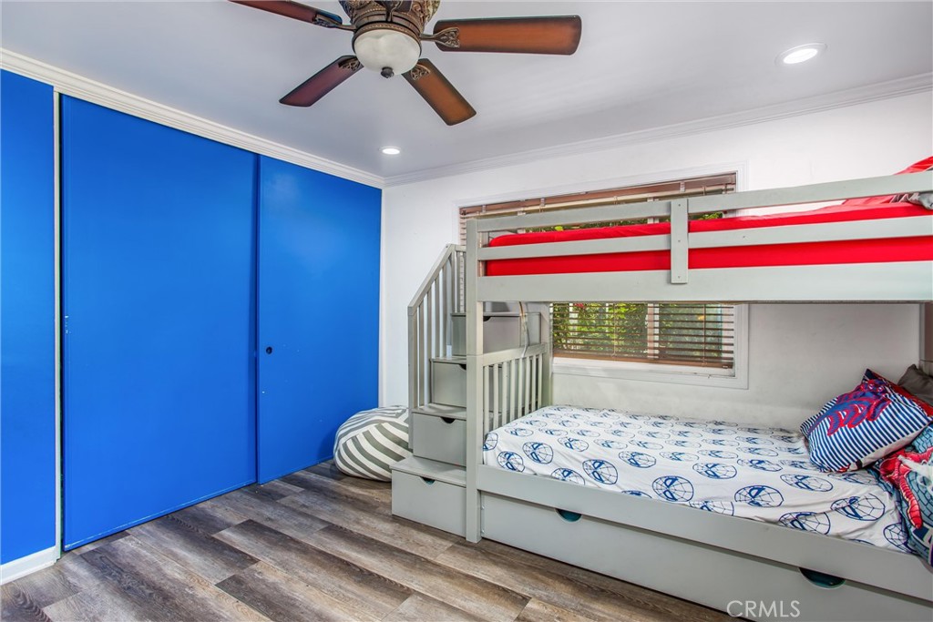 MLS #IV25131638 image #30