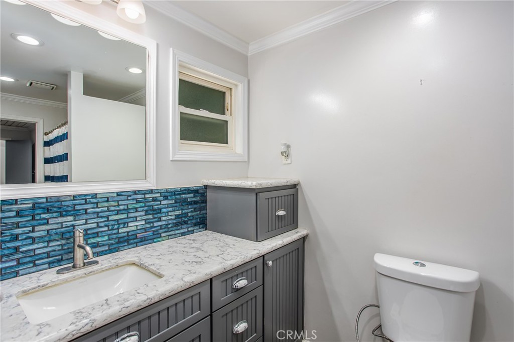 MLS #IV25131638 image #32