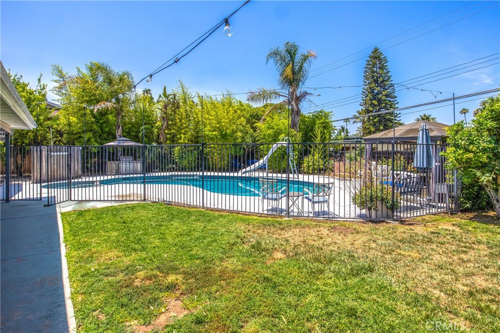 MLS #IV25131638 image #40