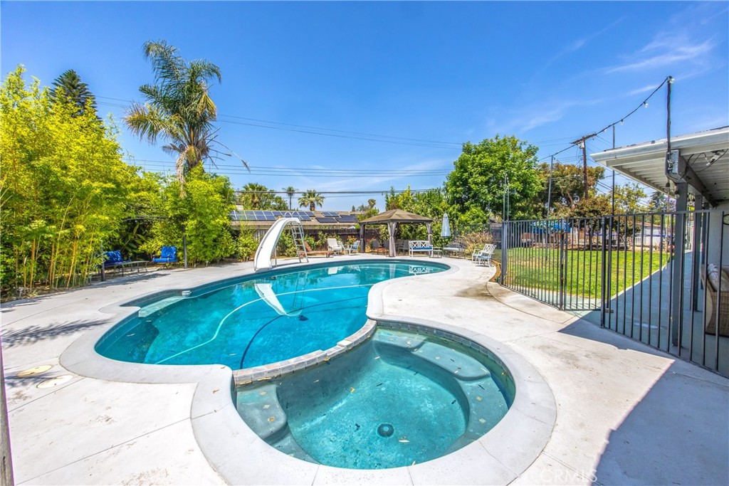 MLS #IV25131638 image #43