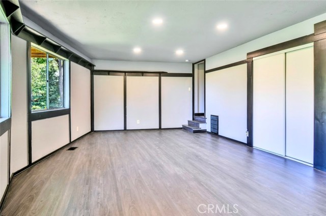 MLS #IV25133674 image #26