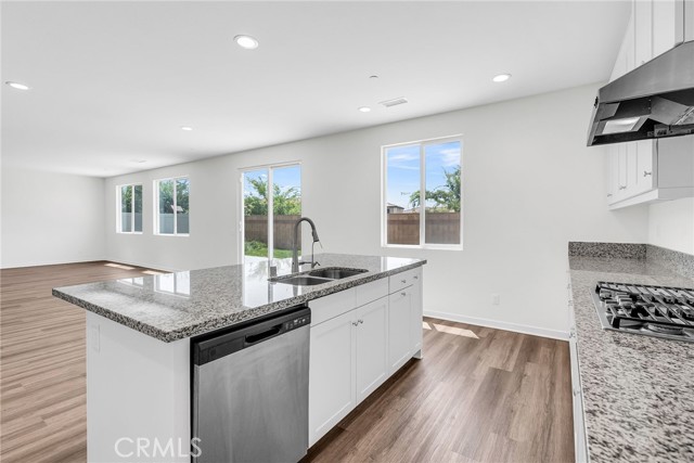 MLS #IV25141570 image #2