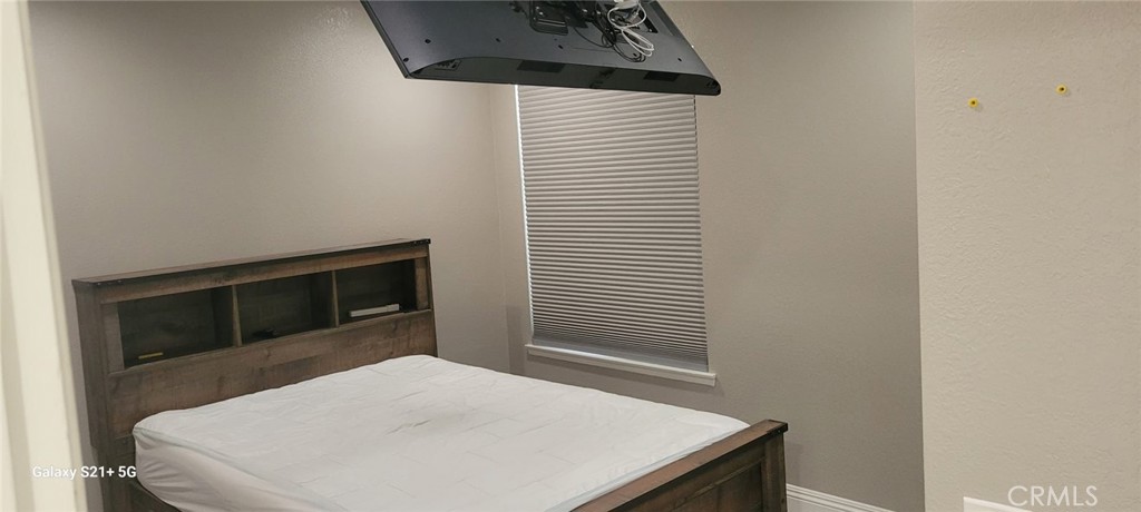 MLS #IV25141838 image #5