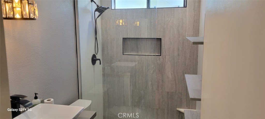 MLS #IV25141838 image #8