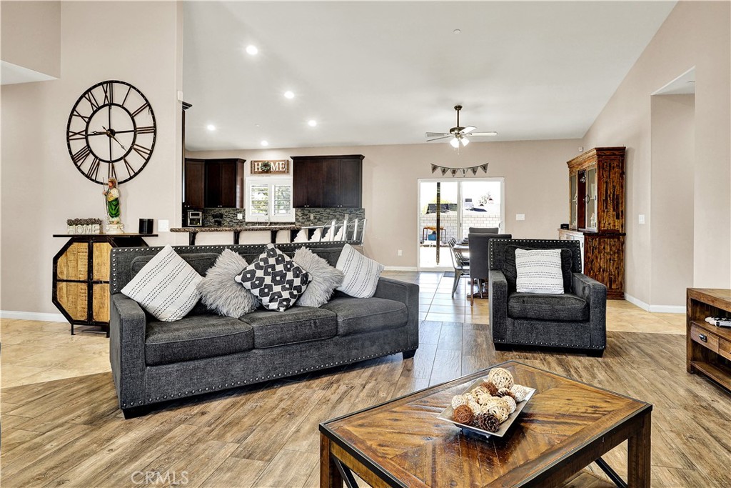 MLS #IV25145158 image #13