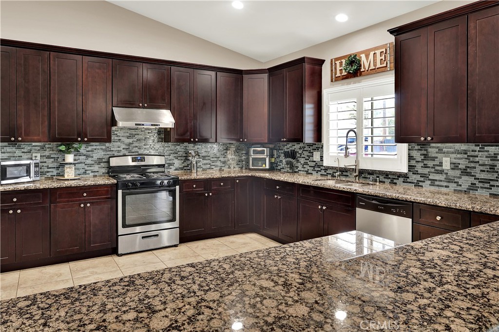 MLS #IV25145158 image #23